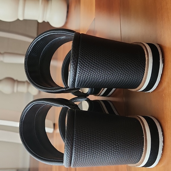 Dolce Vita Wedge Sandal Sz 7.5 Black Snake Print - Picture 8 of 12